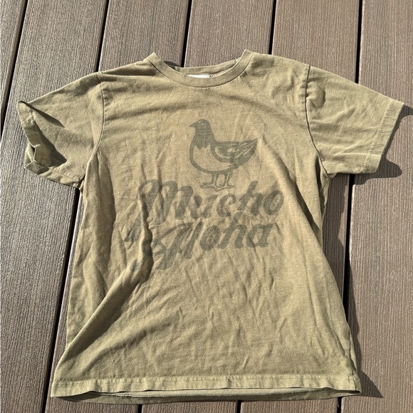 Other - Mucho Aloha Olive Graphic T-Shirt